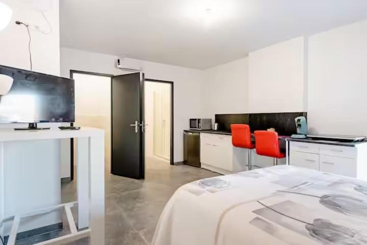 Studio De L'Avance 28M2 Fourques-sur-Garonne Extérieur photo
